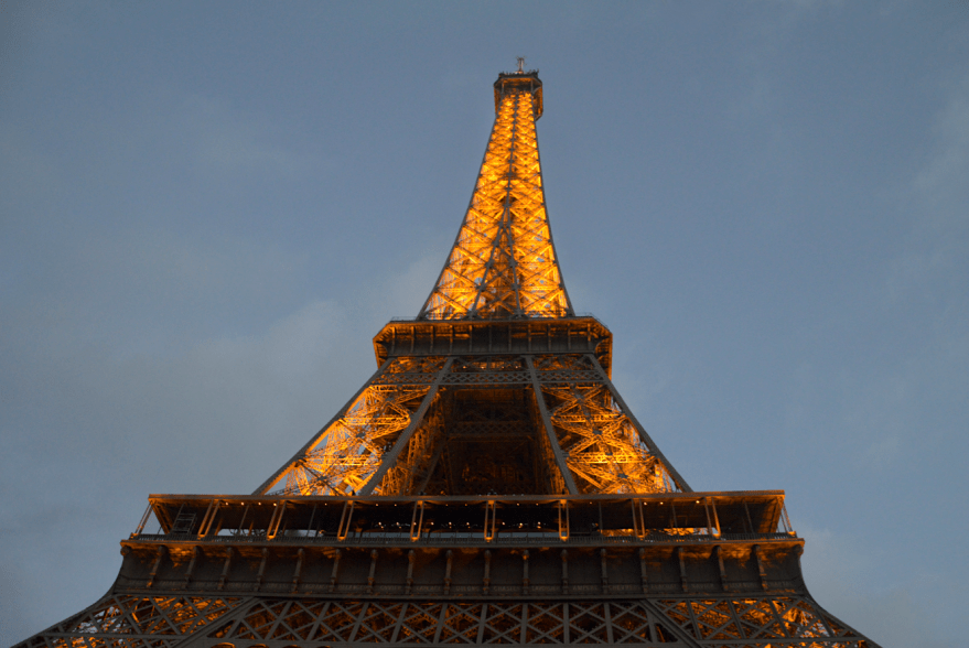 Eiffel tower on web CRU 2014